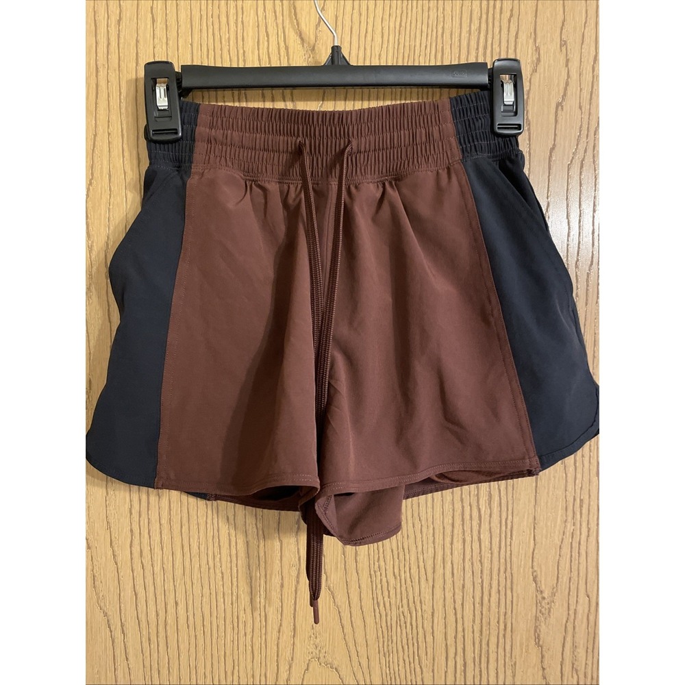 Women's Your‎ Personal Best Athletic Shorts XS brown black, running training gym